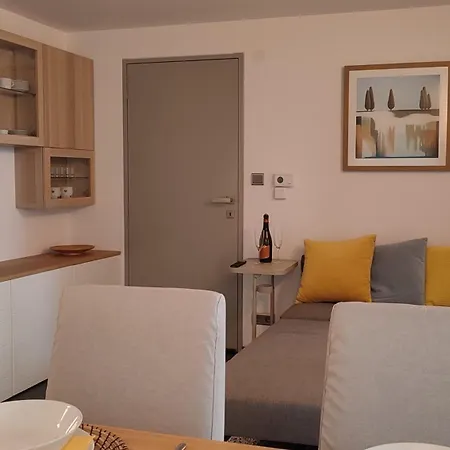 Bříza, Výhled Na Zámek * Náchod