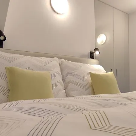Bříza, Výhled Na Zámek Apartamento *