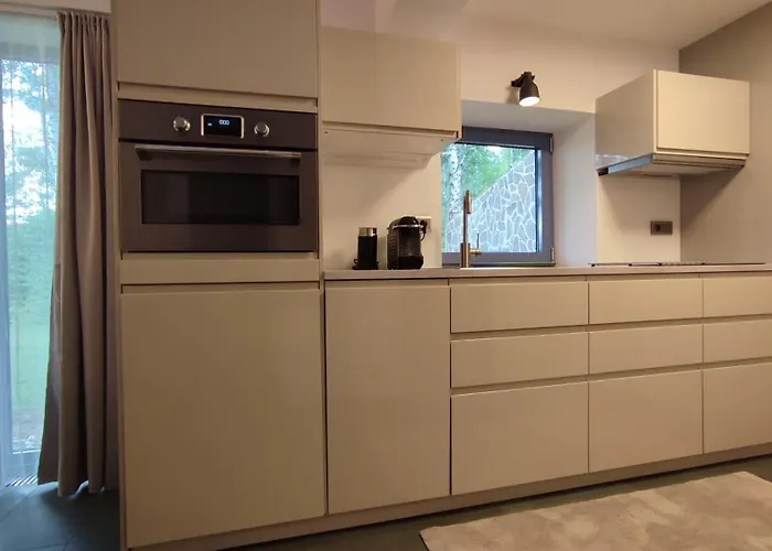 Briza, Vyhled Na Zamek Lejlighed Náchod