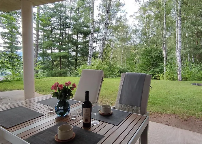 Briza, Vyhled Na Zamek * Náchod